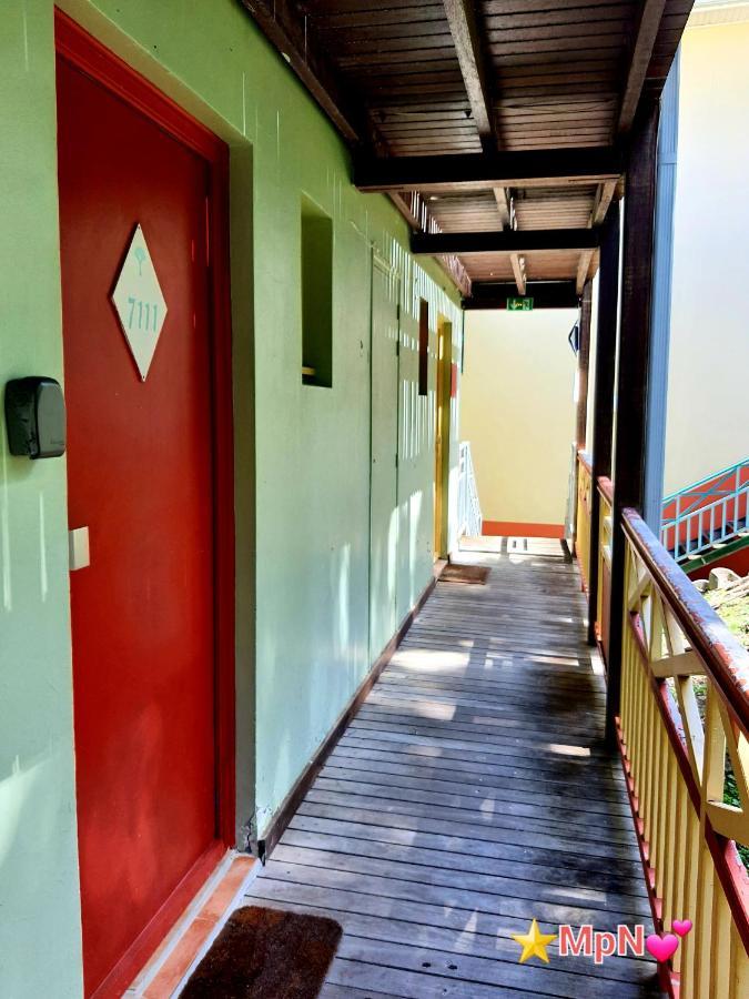 Mon Pti Nid IDÉAL COUPLE Tout confort Sainte-Anne Exterior foto